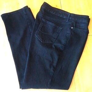 🎉HP🎉Bandolino Mandie Black Jeans, 14